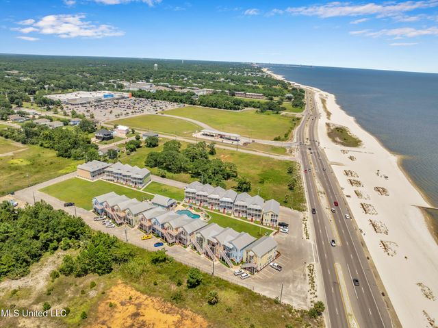 1515 E Beach Boulevard, 141, Pass Christian, MS 39571