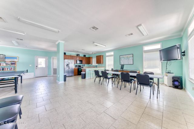 1515 E Beach Boulevard, 141, Pass Christian, MS 39571