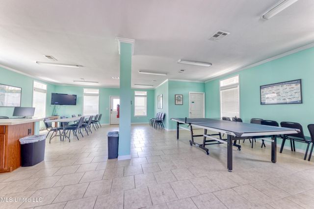 1515 E Beach Boulevard, 141, Pass Christian, MS 39571