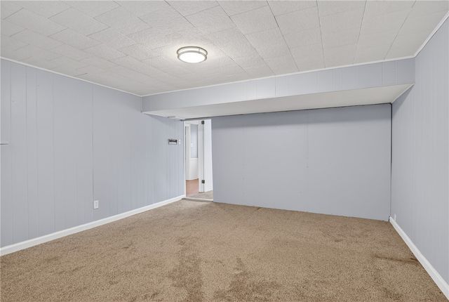 5217 Broadlea Dr, Baldwin Boro, PA 15236