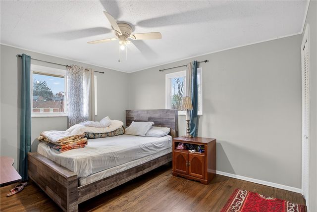 5217 Broadlea Dr, Baldwin Boro, PA 15236