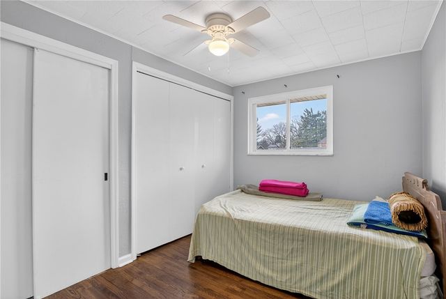 5217 Broadlea Dr, Baldwin Boro, PA 15236