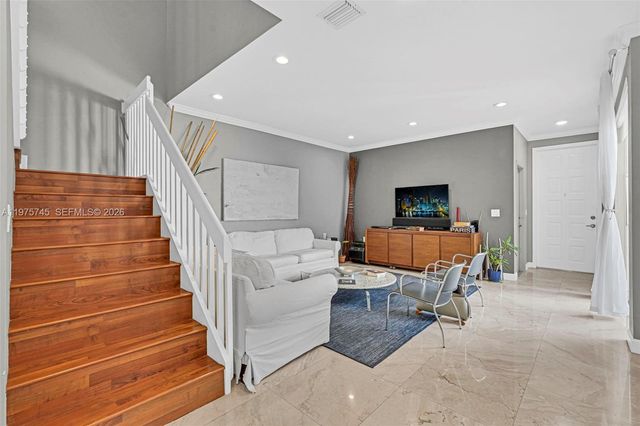 1425 Weeping Willow Way, Hollywood, FL 33019