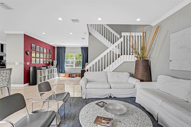 1425 Weeping Willow Way, Hollywood, FL 33019