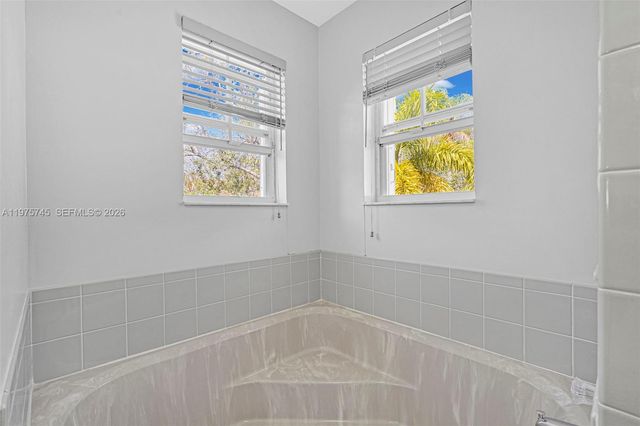 1425 Weeping Willow Way, Hollywood, FL 33019