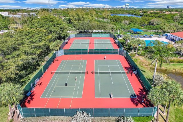 1425 Weeping Willow Way, Hollywood, FL 33019