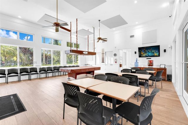 1425 Weeping Willow Way, Hollywood, FL 33019