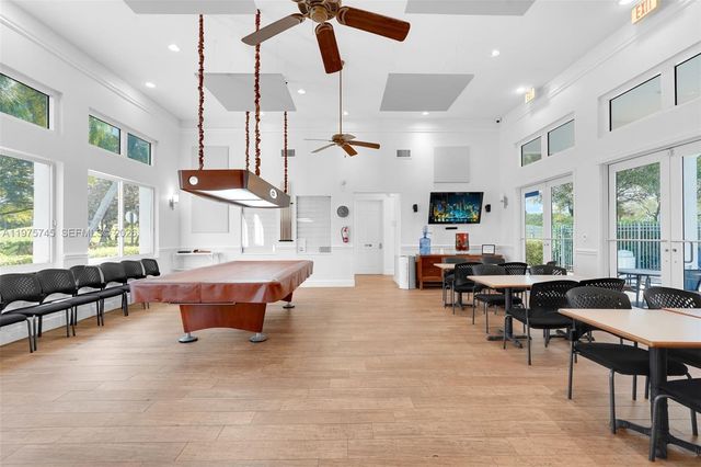 1425 Weeping Willow Way, Hollywood, FL 33019