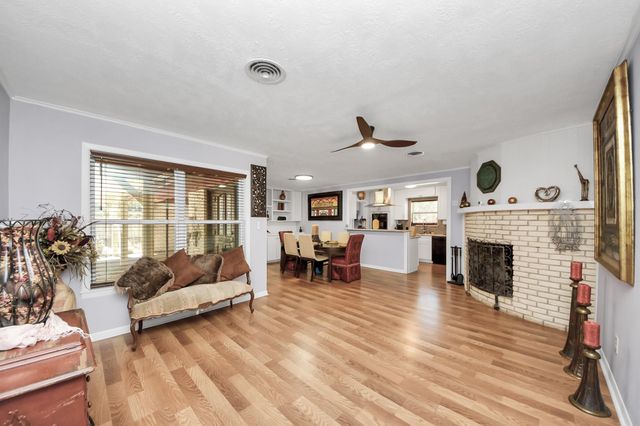 142 Wall Street, Cleveland, TX 77327