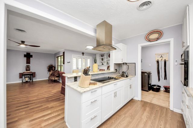 142 Wall Street, Cleveland, TX 77327