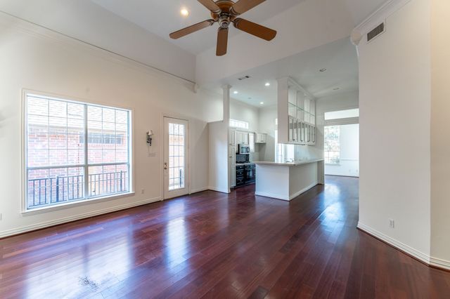 5019 Pershing Avenue, Fort Worth, TX 76107