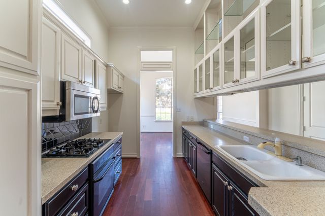 5019 Pershing Avenue, Fort Worth, TX 76107