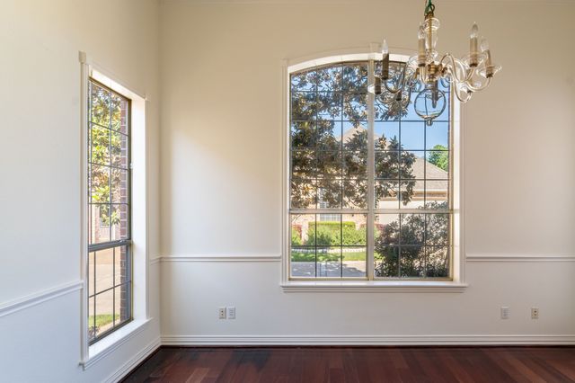 5019 Pershing Avenue, Fort Worth, TX 76107