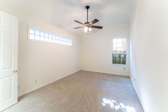5019 Pershing Avenue, Fort Worth, TX 76107