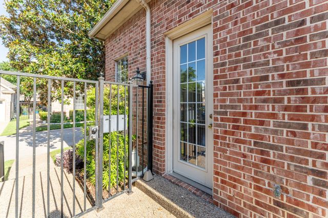 5019 Pershing Avenue, Fort Worth, TX 76107