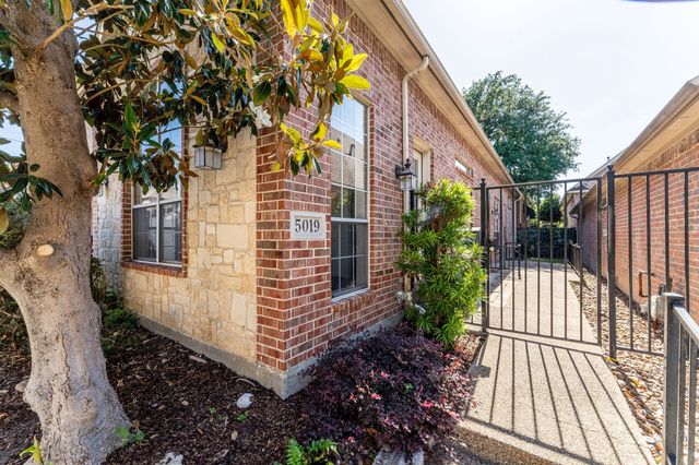 5019 Pershing Avenue, Fort Worth, TX 76107