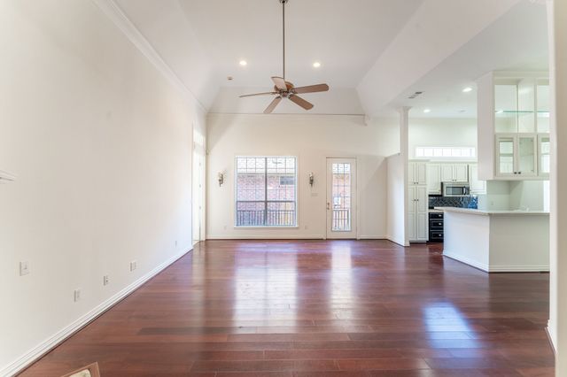 5019 Pershing Avenue, Fort Worth, TX 76107