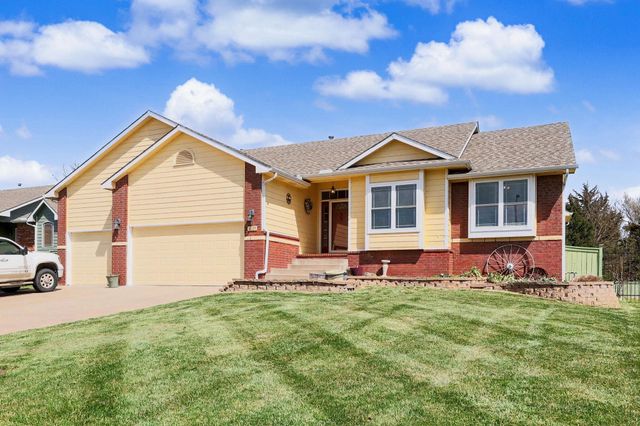 1930 E Lakeland Dr, El Dorado, KS 67042