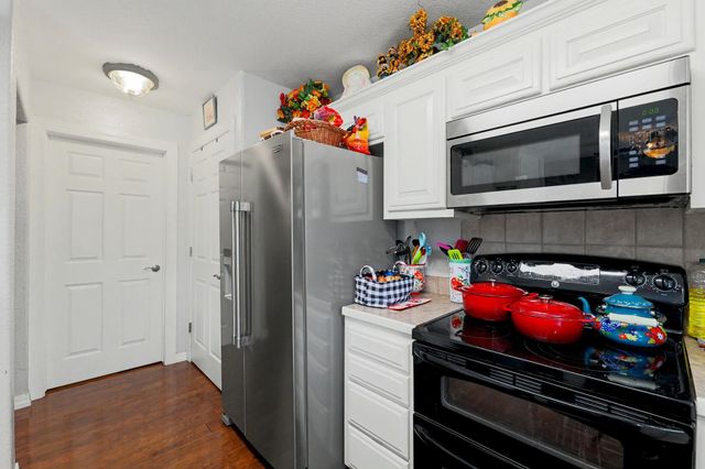 1930 E Lakeland Dr, El Dorado, KS 67042