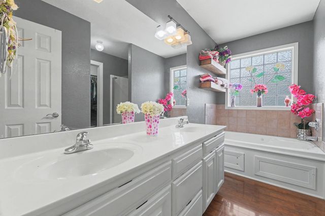 1930 E Lakeland Dr, El Dorado, KS 67042