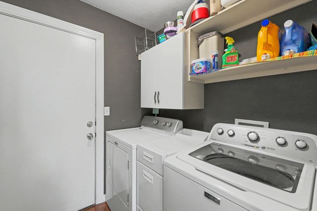 1930 E Lakeland Dr, El Dorado, KS 67042