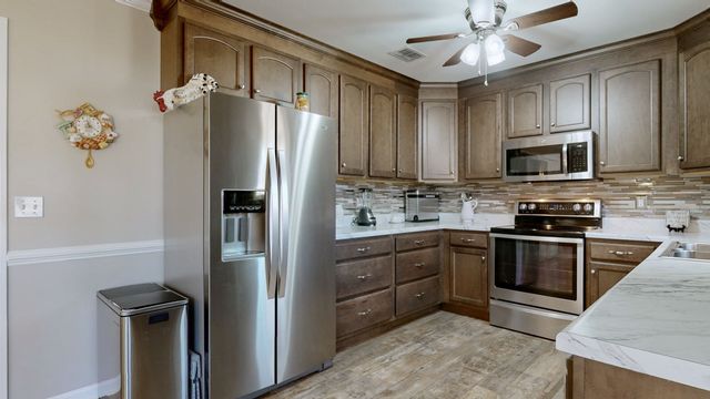 520 Forest Glen Cir, Murfreesboro, TN 37128