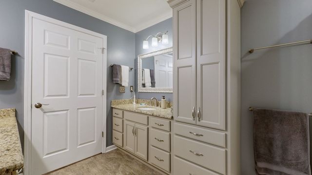 520 Forest Glen Cir, Murfreesboro, TN 37128