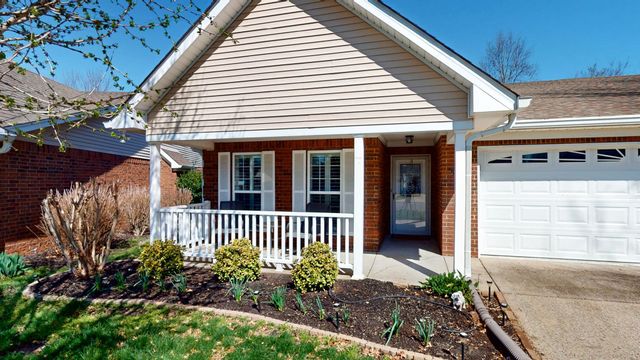 520 Forest Glen Cir, Murfreesboro, TN 37128