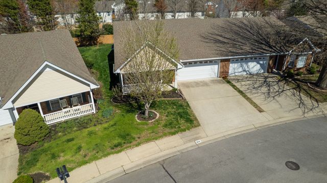 520 Forest Glen Cir, Murfreesboro, TN 37128