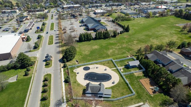 520 Forest Glen Cir, Murfreesboro, TN 37128