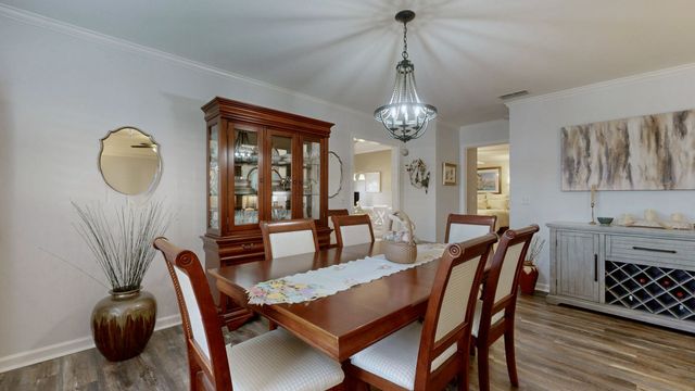 520 Forest Glen Cir, Murfreesboro, TN 37128