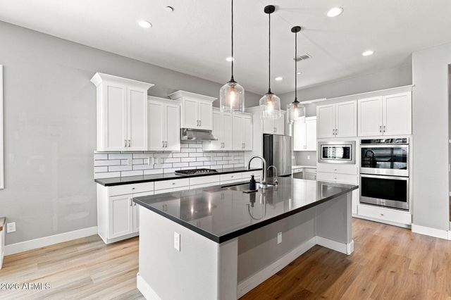 29819 N 118TH Drive, Peoria, AZ 85383