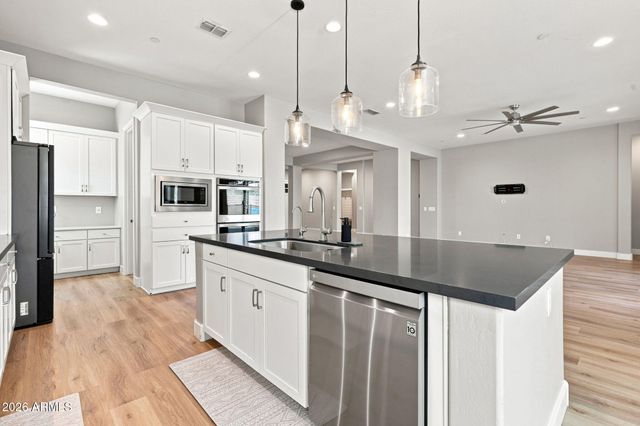 29819 N 118TH Drive, Peoria, AZ 85383