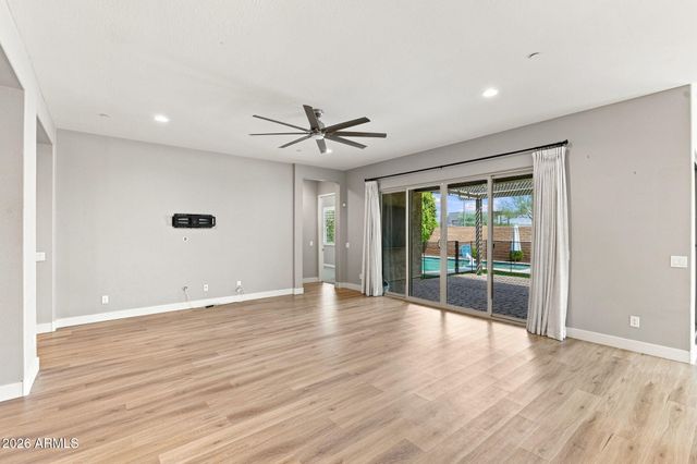 29819 N 118TH Drive, Peoria, AZ 85383