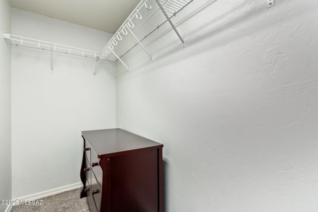6939 S Blueeyes Drive, Tucson, AZ 85756