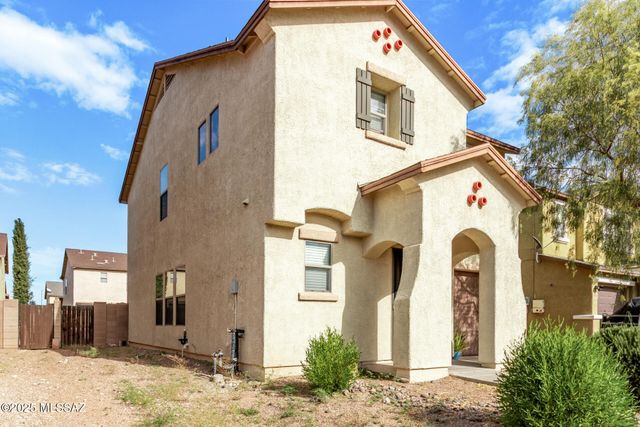6939 S Blueeyes Drive, Tucson, AZ 85756