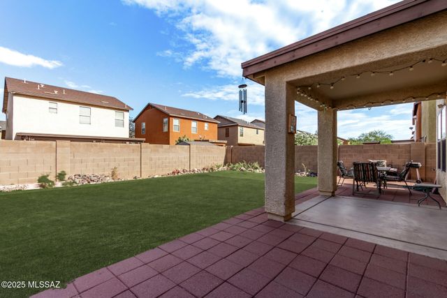 6939 S Blueeyes Drive, Tucson, AZ 85756