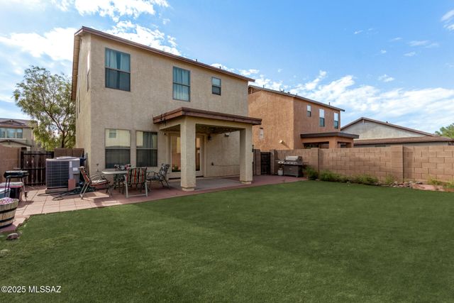6939 S Blueeyes Drive, Tucson, AZ 85756