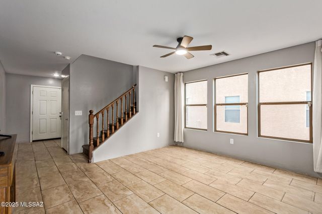 6939 S Blueeyes Drive, Tucson, AZ 85756