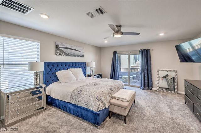 10646 Silver Pond Avenue, Las Vegas, NV 89135