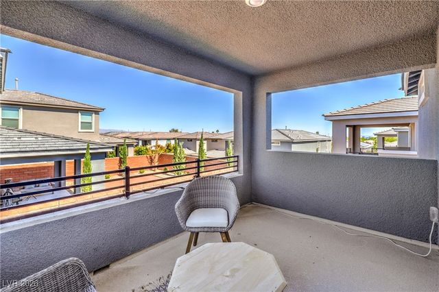 10646 Silver Pond Avenue, Las Vegas, NV 89135