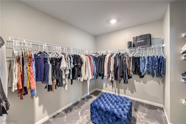 10646 Silver Pond Avenue, Las Vegas, NV 89135