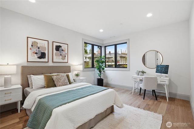 10648 SE 16th Street, Bellevue, WA 98004