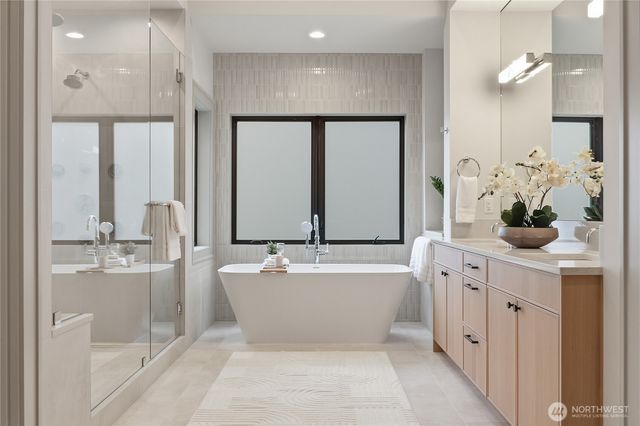 10648 SE 16th Street, Bellevue, WA 98004