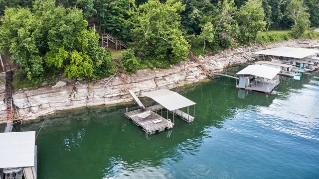 251 Herrington Woods, Harrodsburg, KY 40330