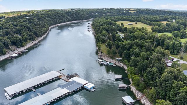 251 Herrington Woods, Harrodsburg, KY 40330