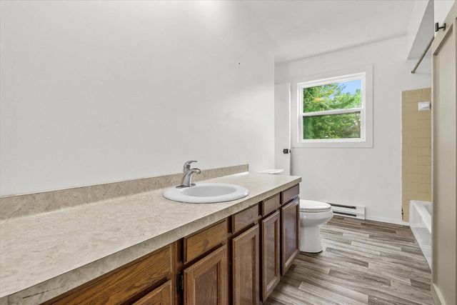 1013 Fairfield LANE, West Bend, WI 53090