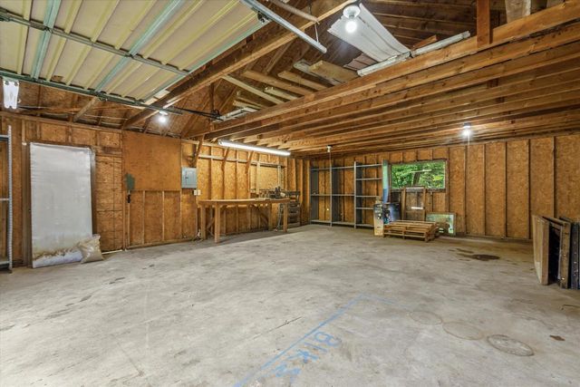 1013 Fairfield LANE, West Bend, WI 53090