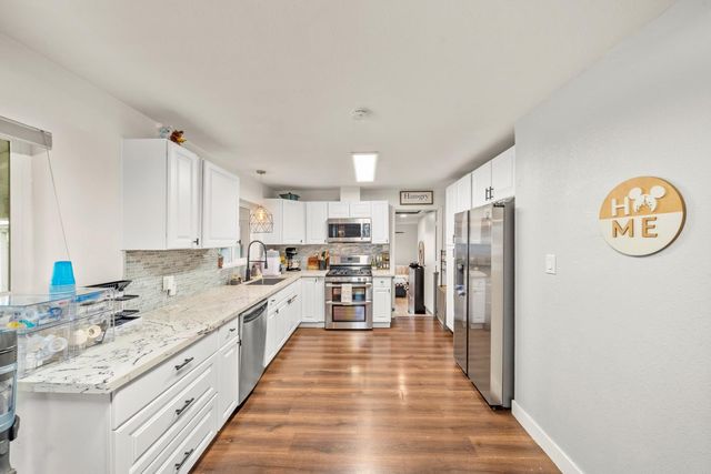 850 Eleanor Ave, Sacramento, CA 95815