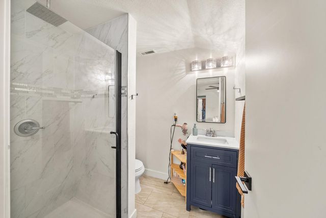 850 Eleanor Ave, Sacramento, CA 95815